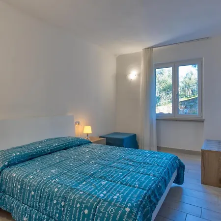Apartment Casa Maya Brenzone sul Garda
