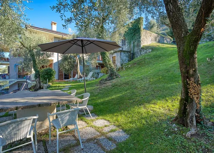 Apartament Casa Maya Brenzone sul Garda